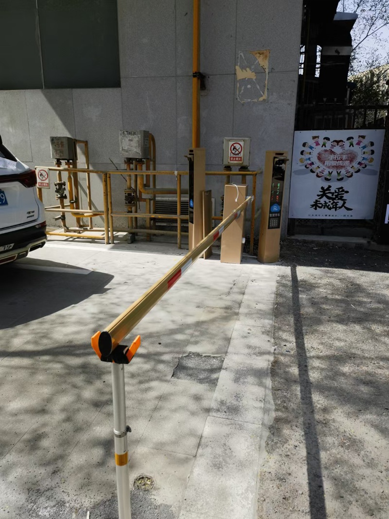 ���l܇�v�R�e���b