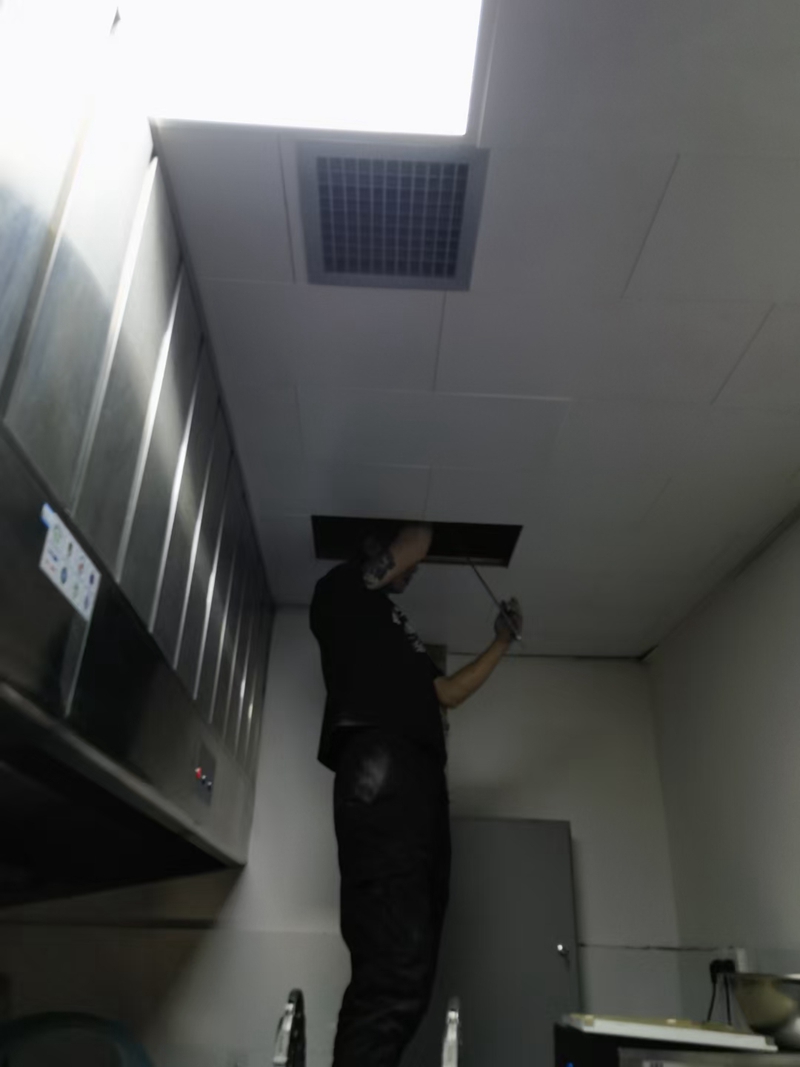 ���l܇�v�R�e���b